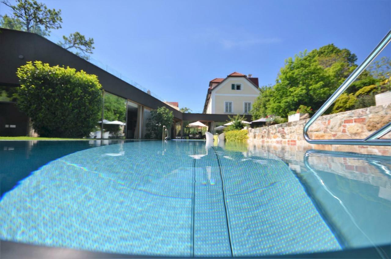 Hotel Landhaus Moserhof Gumpoldskirchen Bagian luar foto